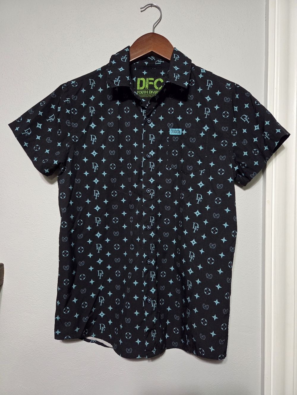 Dixxon Youth Division Bougie Party Shirt Tiffany Boy's Size Large Black/Blue